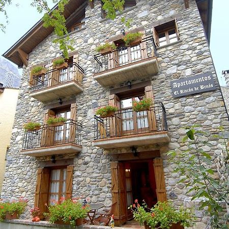 Apartamentos El Rincon De Benas ベナスケ エクステリア 写真