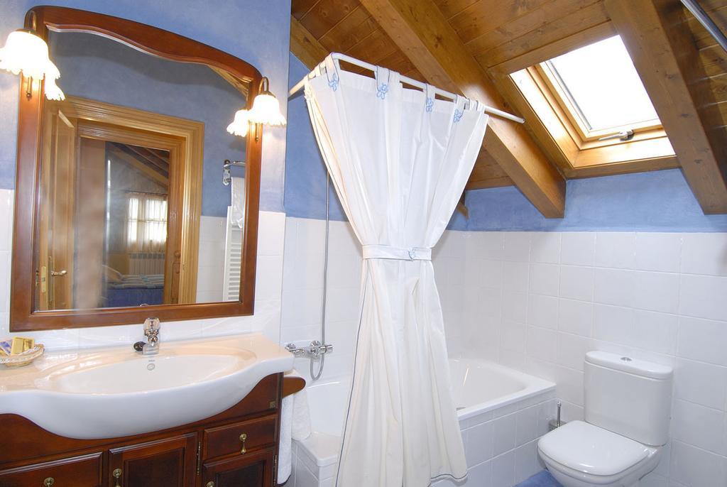 Apartamentos El Rincon De Benas ベナスケ 部屋 写真